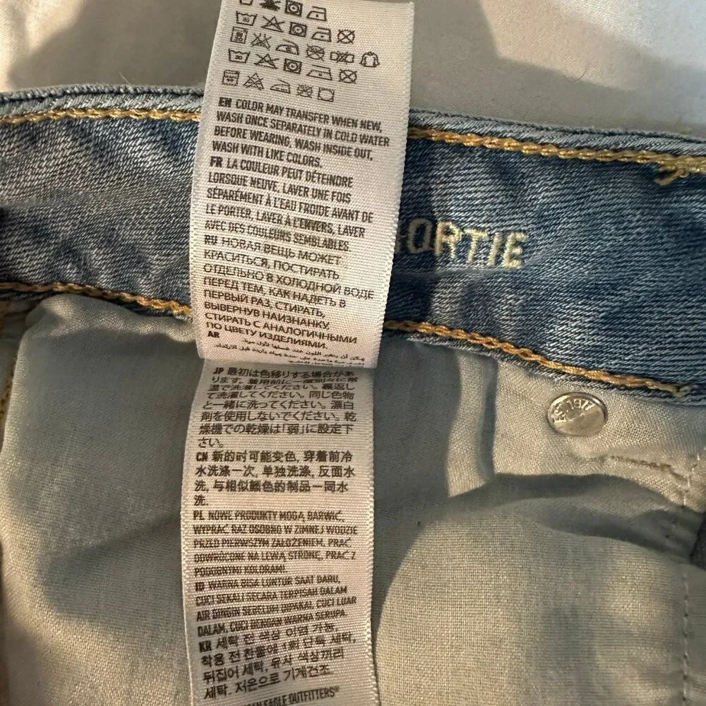 American Eagle Jean Shorts Size 4 Shortie
